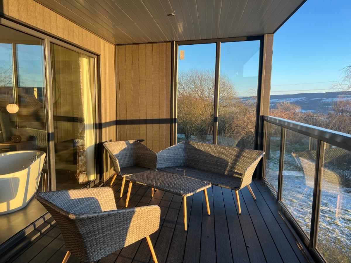 Loudoun Mains Luxury Lodges Newmilns 外观 照片